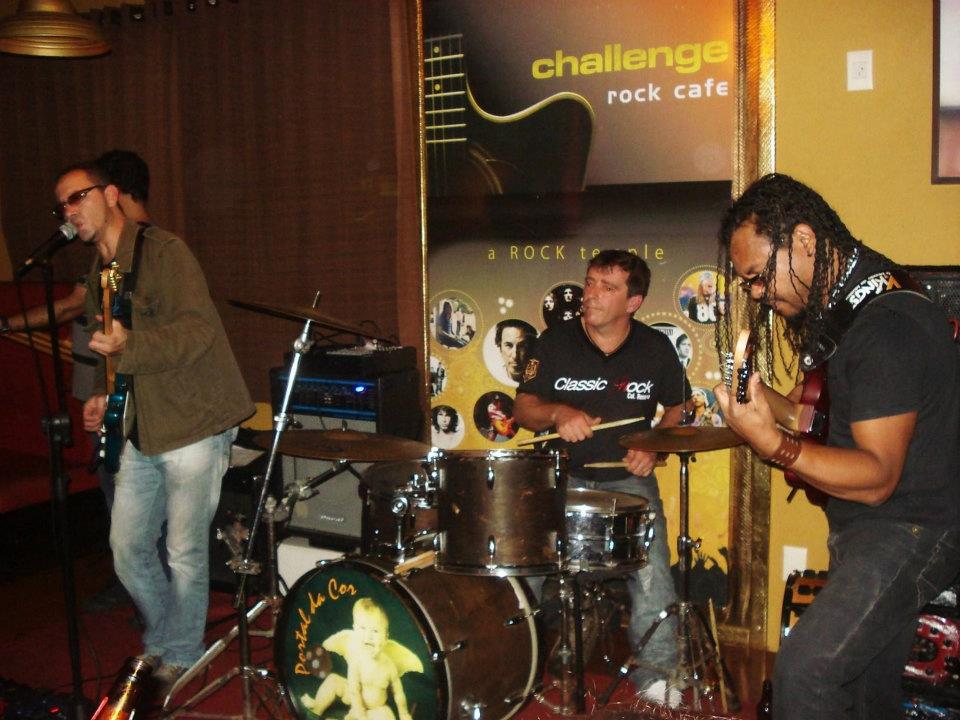 Descrio: C:\Users\MEC\Desktop\Micro Intelbras\HD_WIN2000\Documents and settings\Marcelo\Meus Documentos\Site DJ MEC - JDR Sistemas\Dj_Mec_Challenge_3.jpg