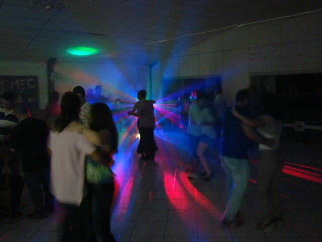Descrio: C:\Users\MEC\Desktop\Micro Intelbras\HD_WIN2000\Documents and settings\Marcelo\Meus Documentos\Site DJ MEC - JDR Sistemas\Dj_Mec_Festa_Futsal_1.JPG