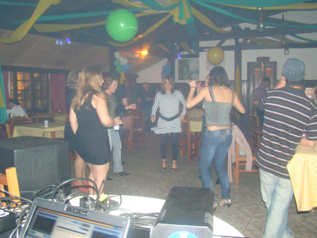 Descrio: C:\Users\MEC\Desktop\Micro Intelbras\HD_WIN2000\Documents and settings\Marcelo\Meus Documentos\Site DJ MEC - JDR Sistemas\Dj_Mec_Niver_Marcelo_II.JPG