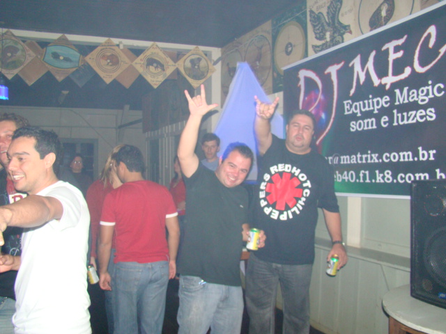 Descrio: C:\Users\MEC\Desktop\Micro Intelbras\HD_WIN2000\Documents and settings\Marcelo\Meus Documentos\Site DJ MEC - JDR Sistemas\Dj_Mec_Niver_Renato_IV.JPG
