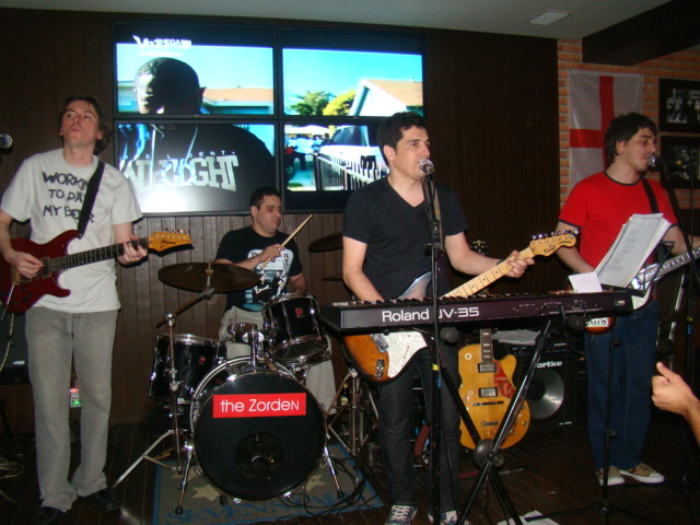 Descrio: C:\Users\MEC\Desktop\Micro Intelbras\HD_WIN2000\Documents and settings\Marcelo\Meus Documentos\Site DJ MEC - JDR Sistemas\Dj_Mec_The_Zorden_18.JPG
