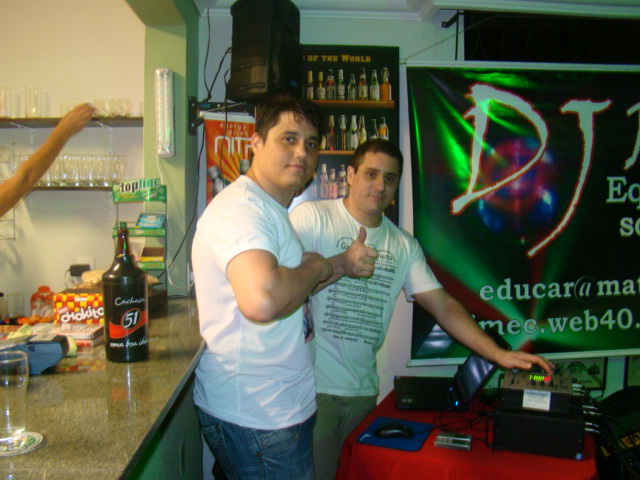 Descrio: C:\Users\MEC\Desktop\Micro Intelbras\HD_WIN2000\Documents and settings\Marcelo\Meus Documentos\Site DJ MEC - JDR Sistemas\Dj_Mec_Tunel_Tempo_24.JPG