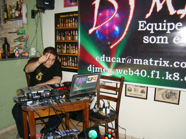 Descrio: C:\Users\MEC\Desktop\Micro Intelbras\HD_WIN2000\Documents and settings\Marcelo\Meus Documentos\Site DJ MEC - JDR Sistemas\Dj_Mec_Tunel_Tempo_45.JPG